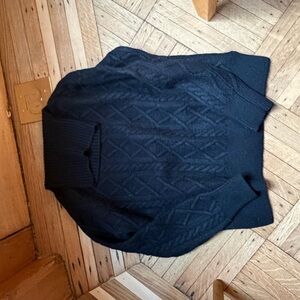 Banana Republic Women's Black 100% cashmere Turtleneck Sweater